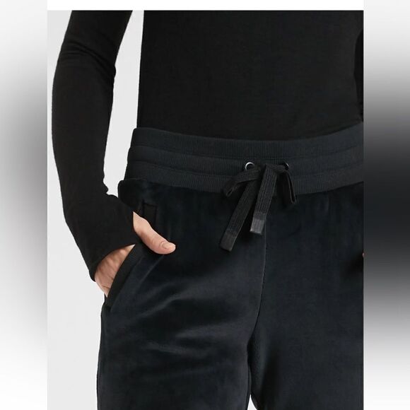 Athleta Black Double Cozy Karma Recover Jogger 1X - Picture 4 of 12